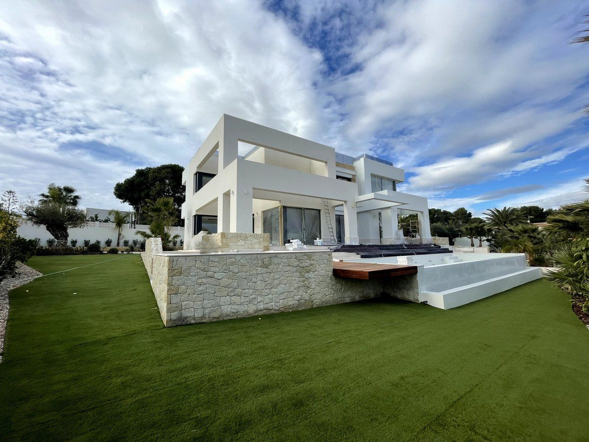 Moderne nieuwbouw villa vlakbij Cala La Fustera in Benissa