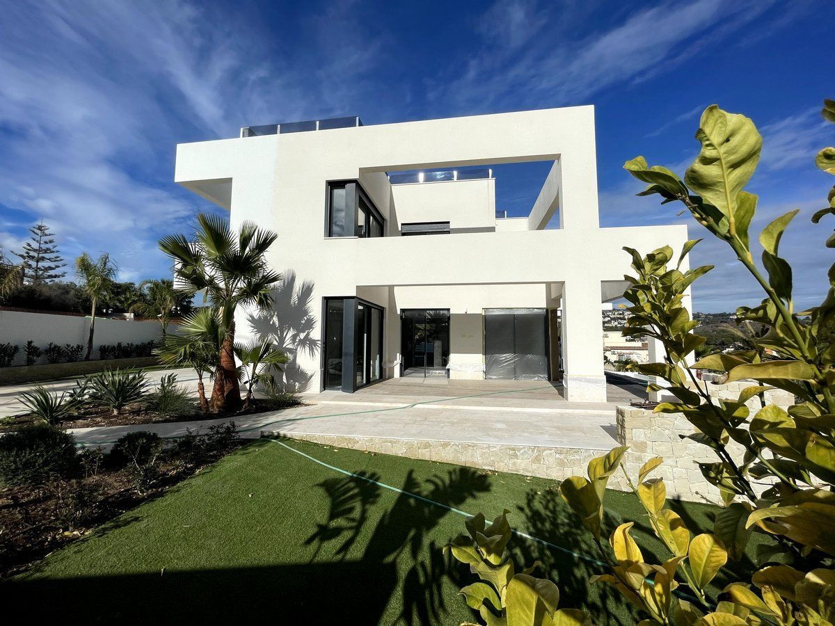 Moderne nieuwbouw villa vlakbij Cala La Fustera in Benissa