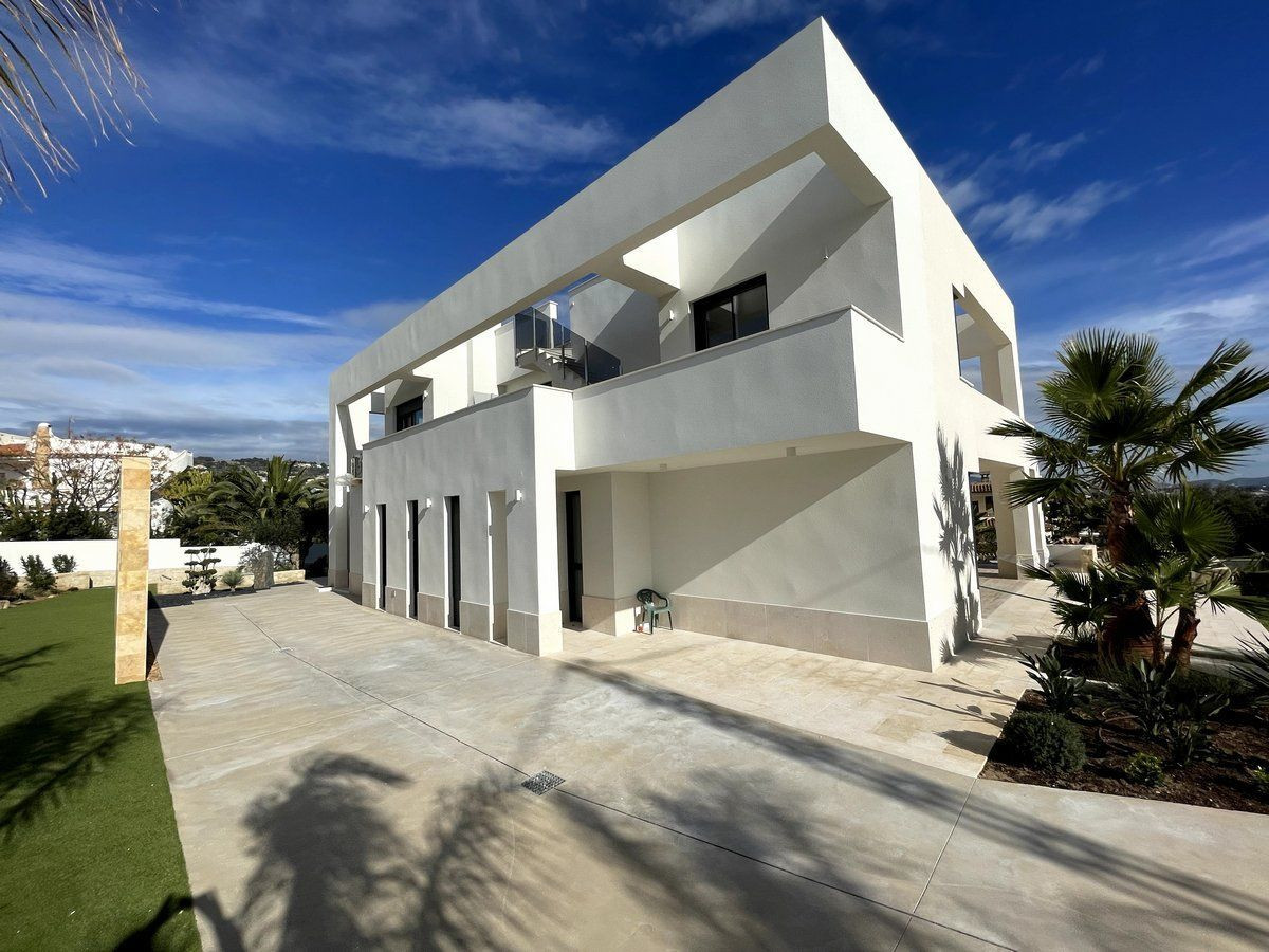 Moderne nieuwbouw villa vlakbij Cala La Fustera in Benissa