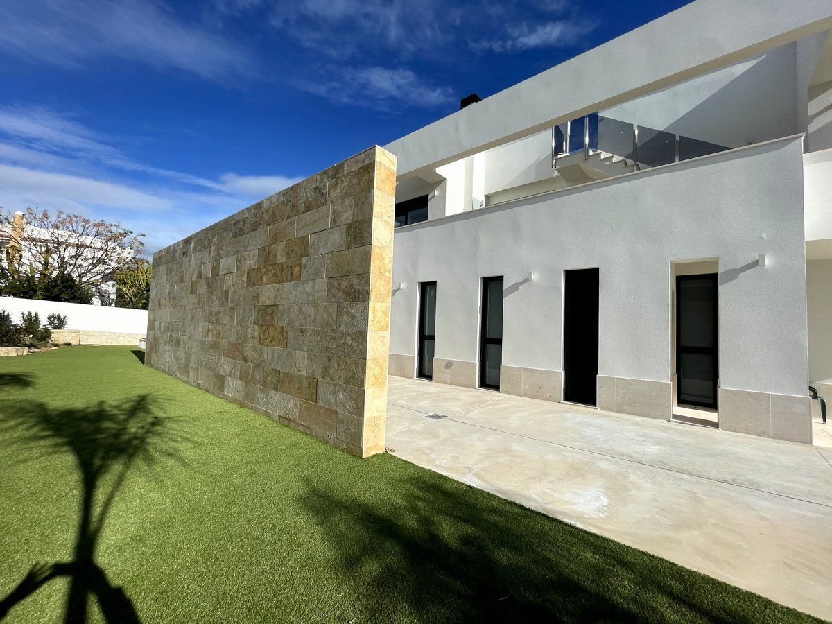 Moderne nieuwbouw villa vlakbij Cala La Fustera in Benissa