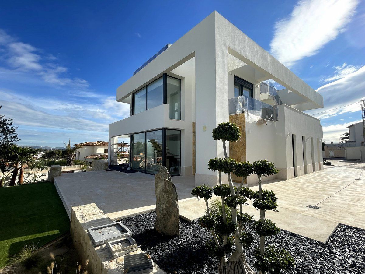 Moderne nieuwbouw villa vlakbij Cala La Fustera in Benissa