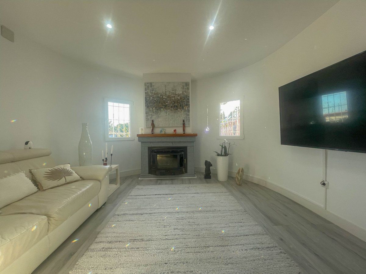 Villa met zeezicht en gastenappartement in Calpe