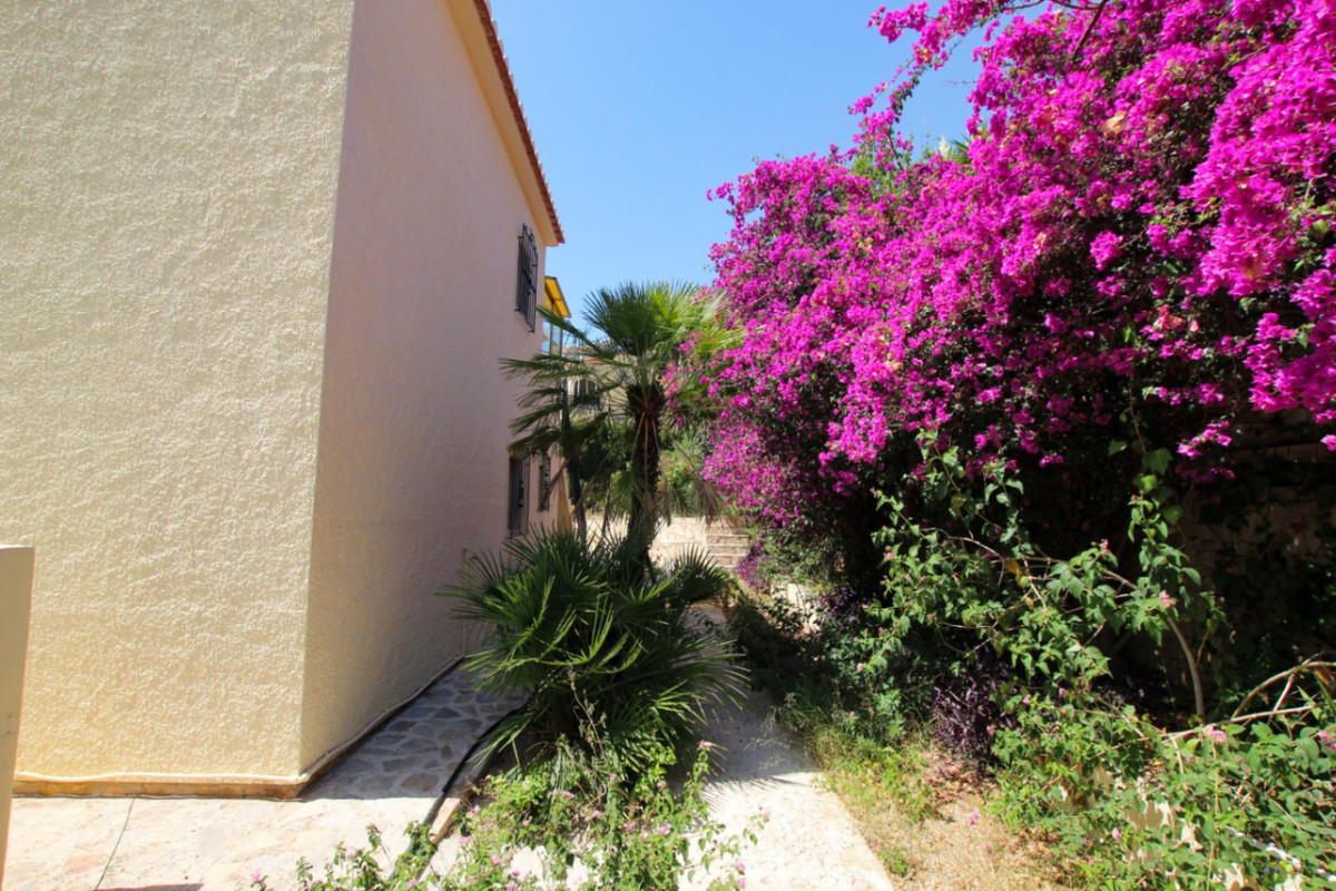 DP-07-R5165611-23 Villa op 100 mtr van het strand en iconisch uitzicht in Calpe