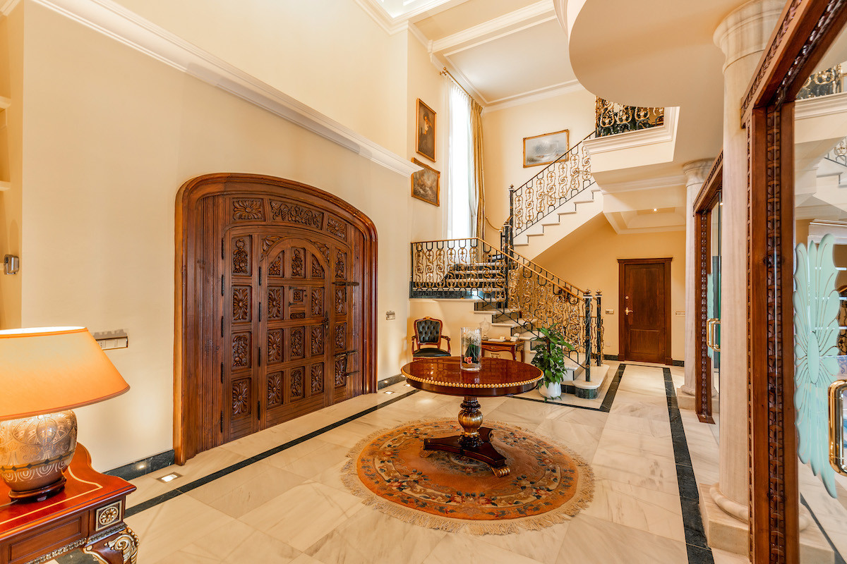 Villa te koop in Sierra Blanca