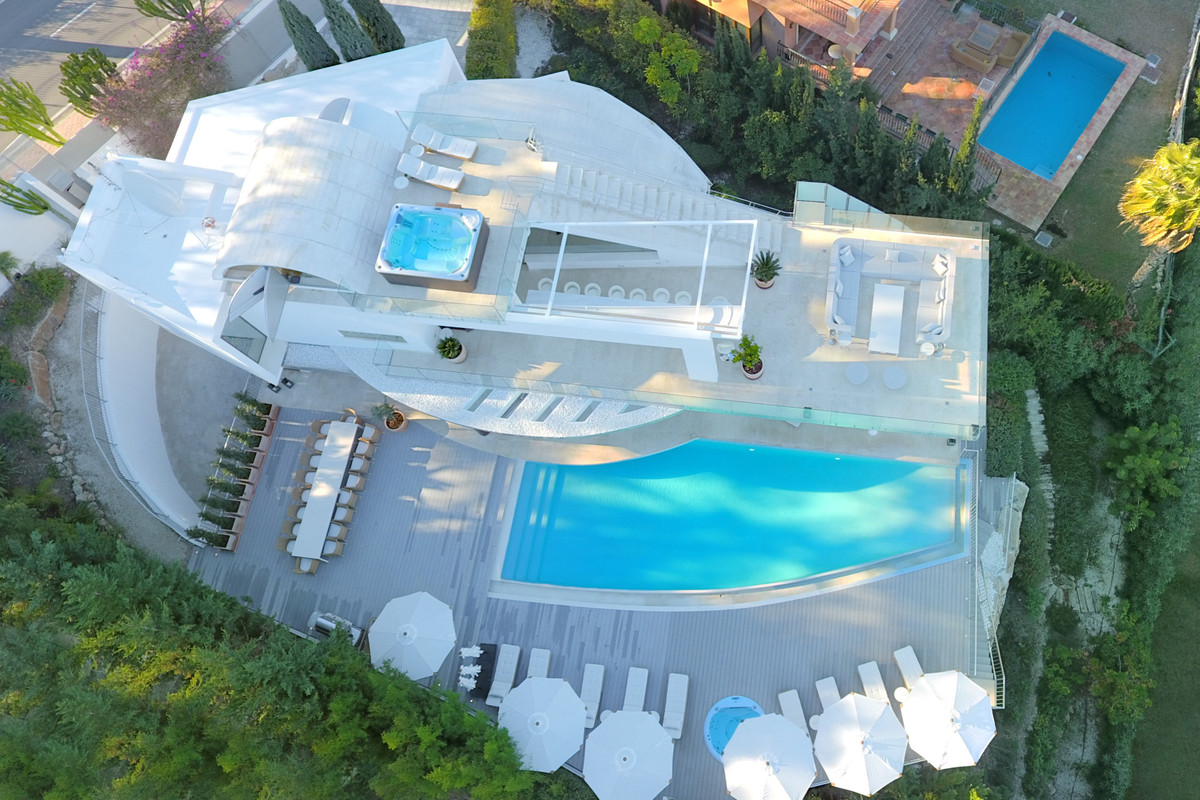 Villa te koop in Nueva Andalucía