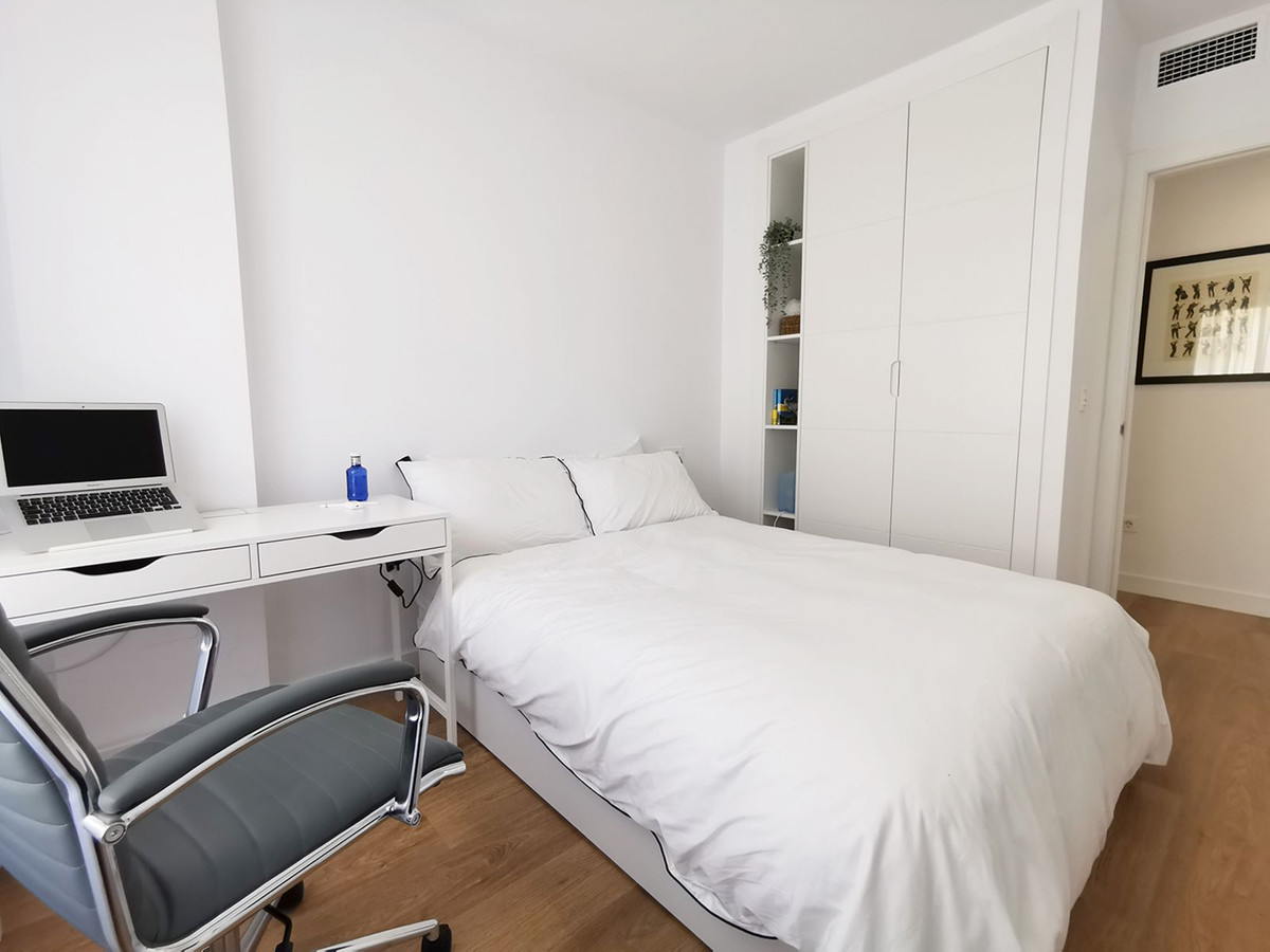 Twee-onder-1-kap te koop in Calahonda