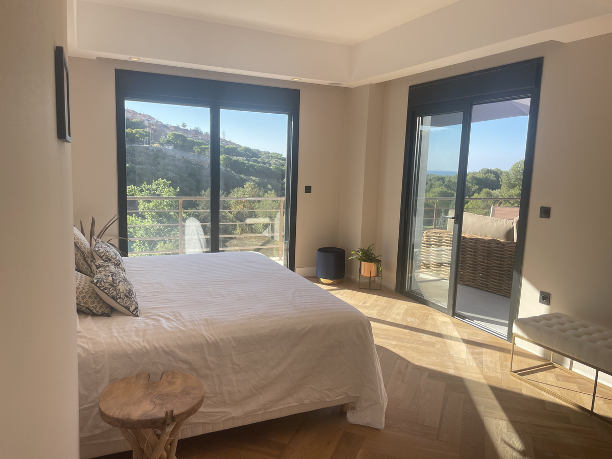 Villa te koop in Elviria