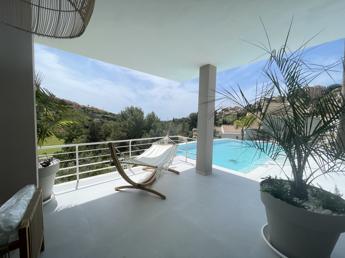 Villa te koop in Elviria