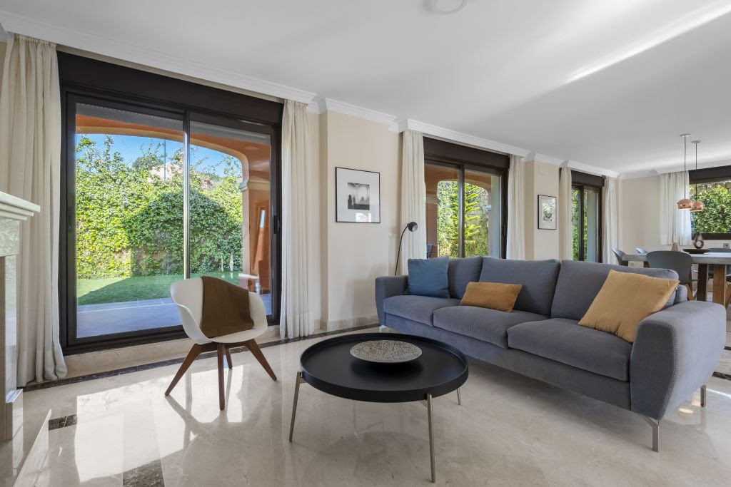 Villa te koop in Estepona