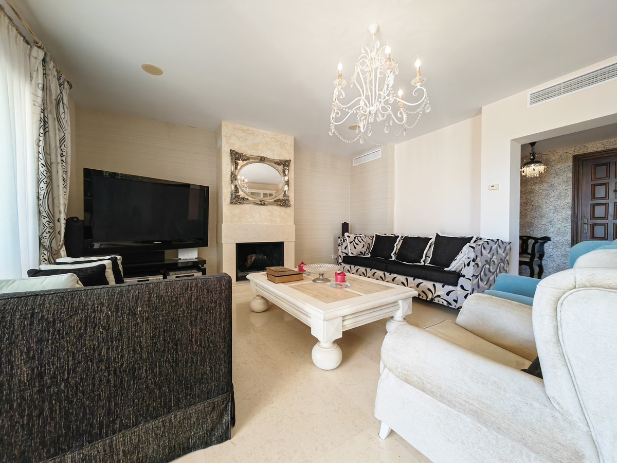 Penthouse te koop in Benahavís