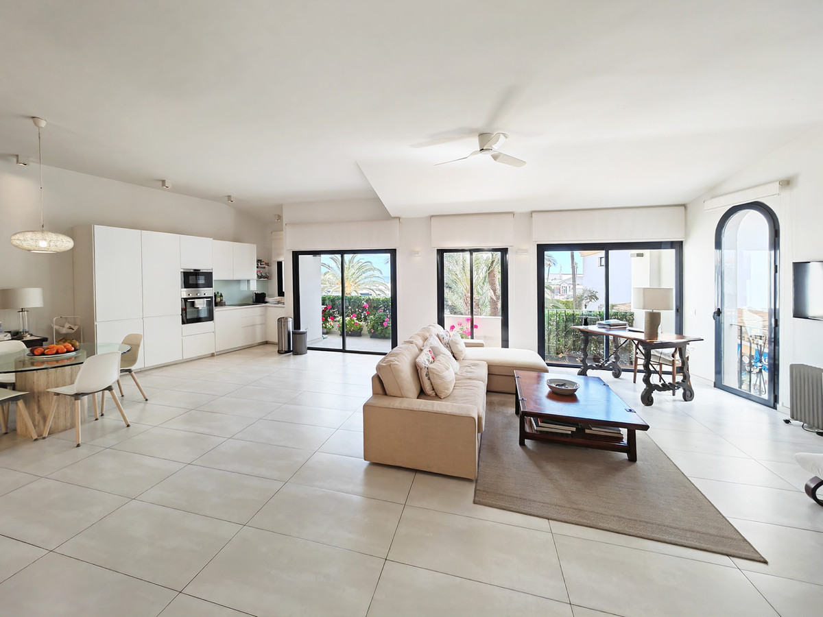 Appartement te koop in Cabopino