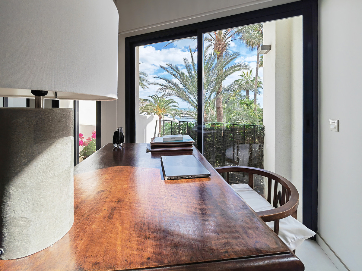 Appartement te koop in Cabopino