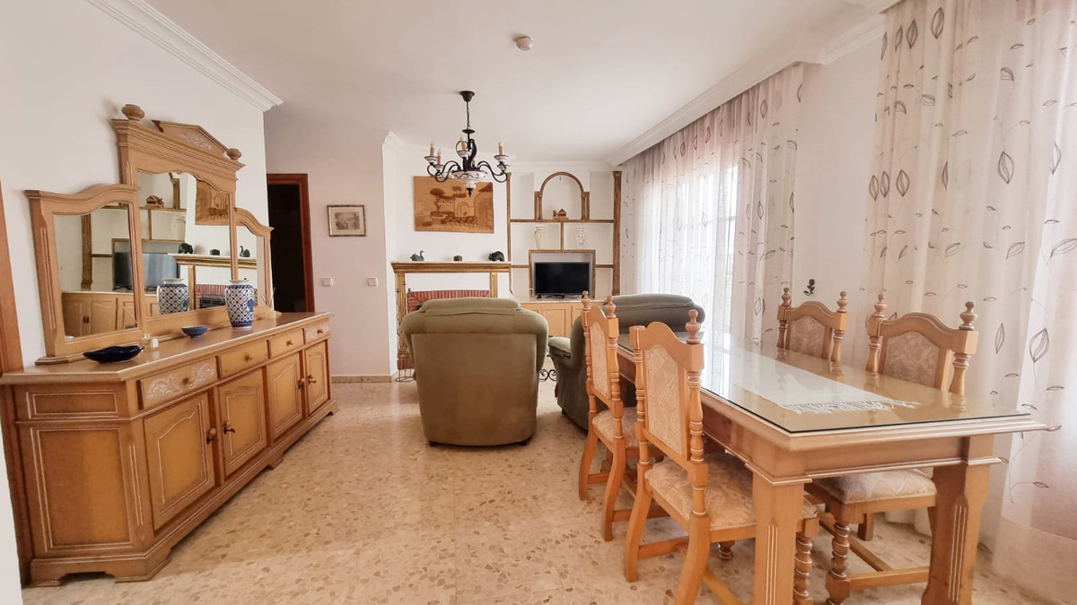 Geschakelde woning te koop in Estepona