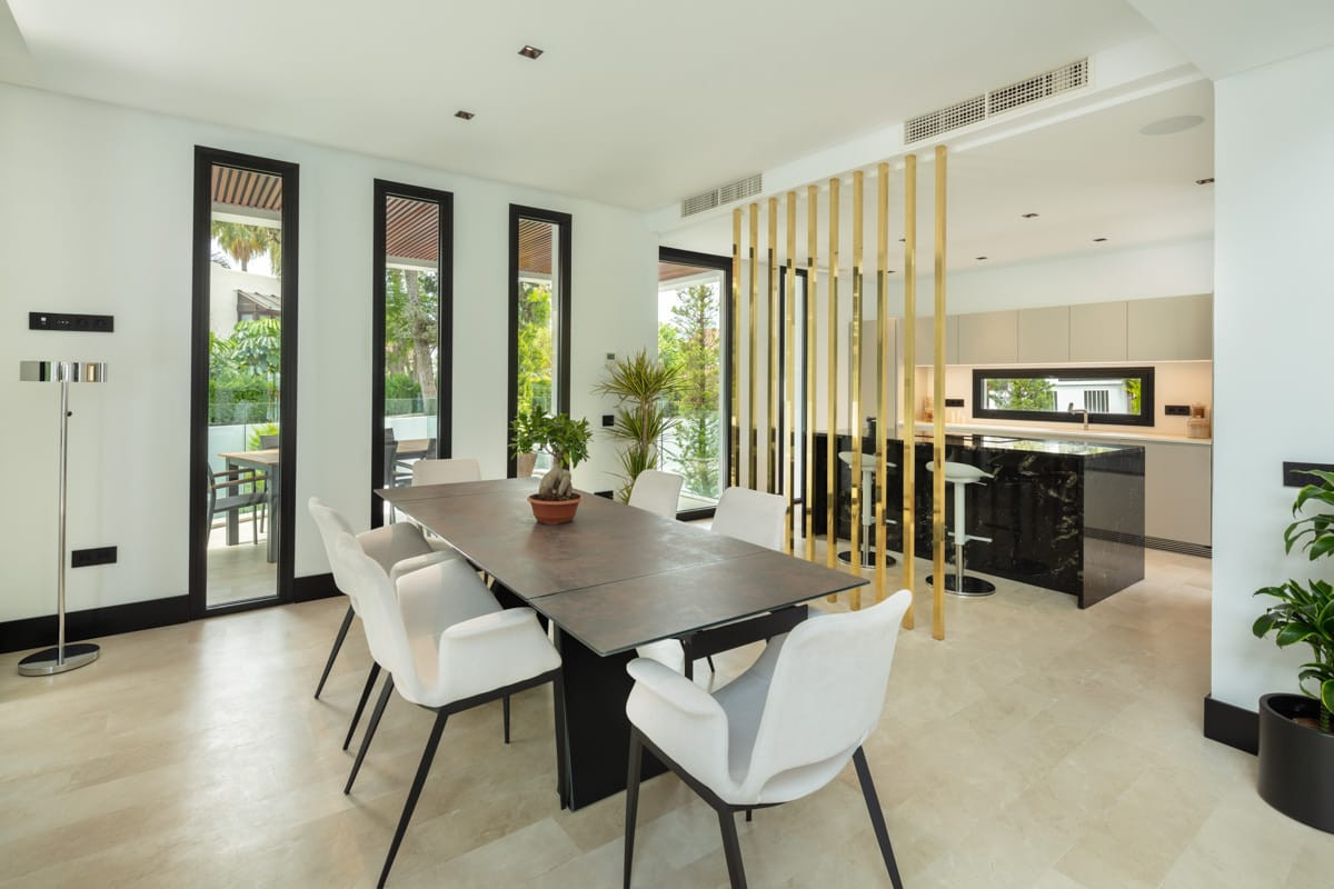 DP-12-R4744321-10 Villa te koop in The Golden Mile