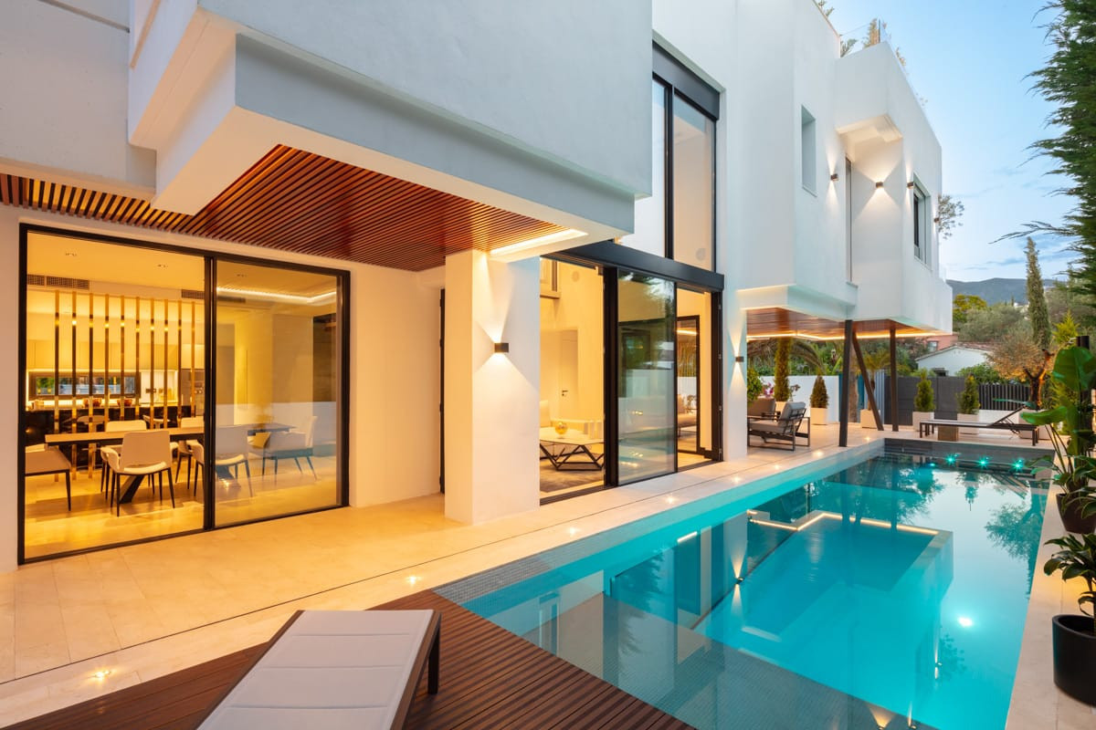 DP-12-R4744321-3 Villa te koop in The Golden Mile
