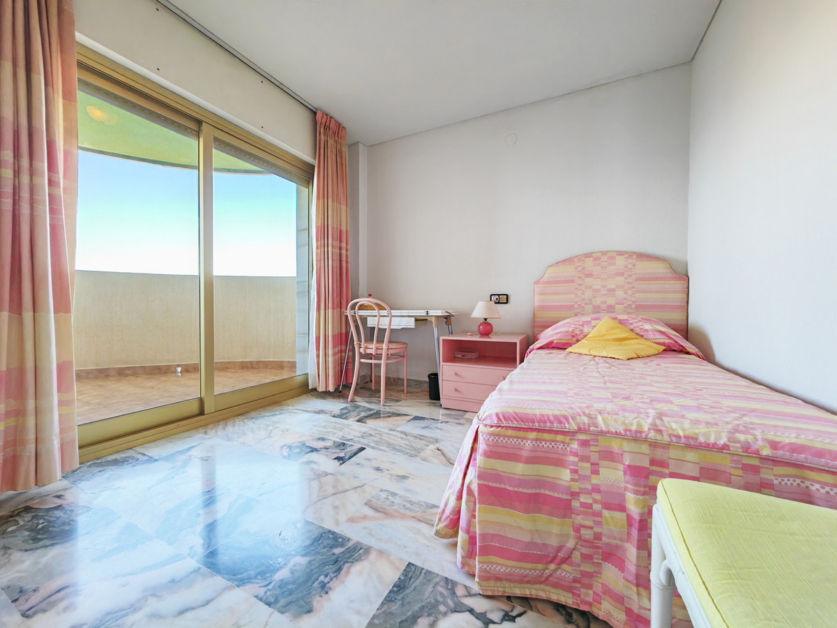 Appartement te koop in Los Boliches