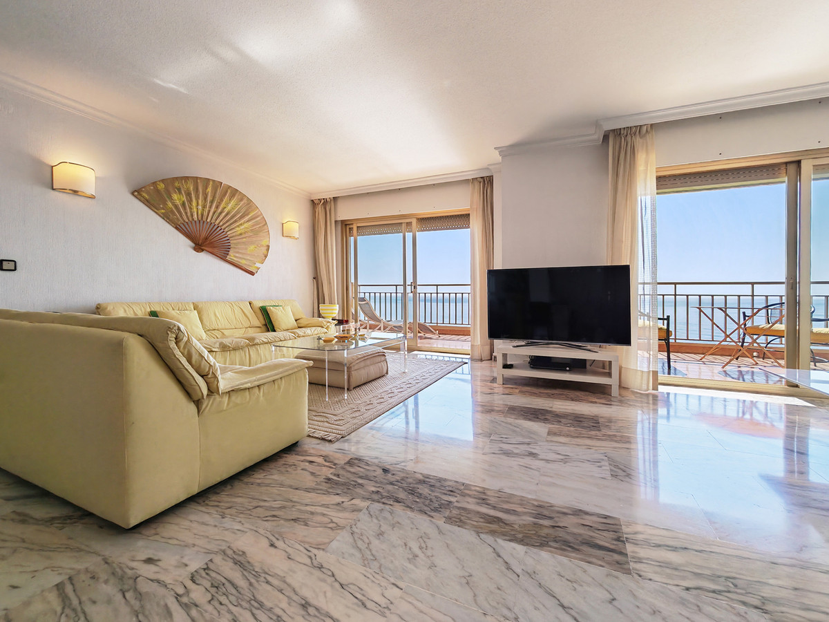 Appartement te koop in Los Boliches