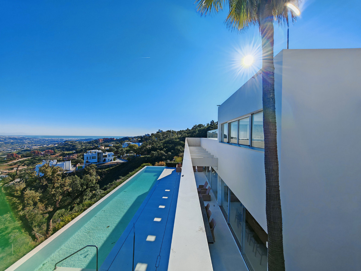 Villa te koop in La Mairena