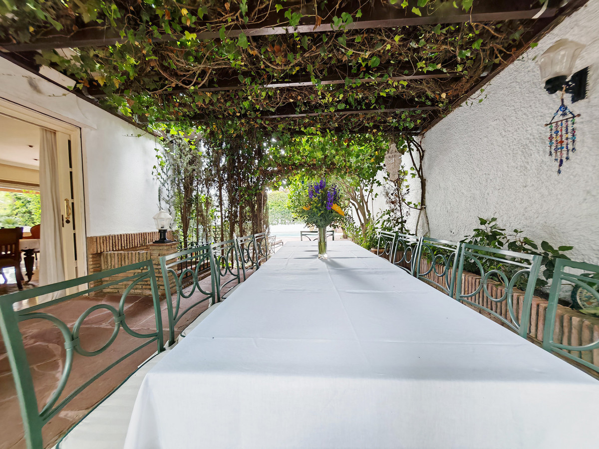 Villa te koop in Los Monteros