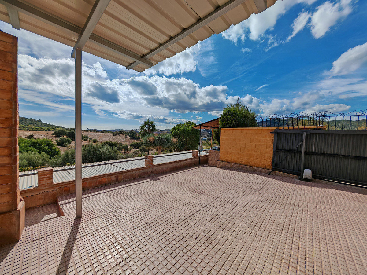 Finca met zeezicht te koop in Estepona