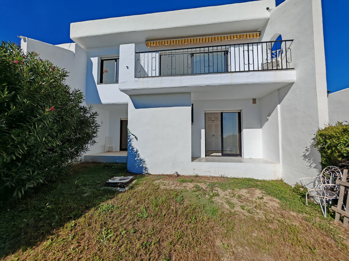 Geschakelde woning te koop in Cabopino