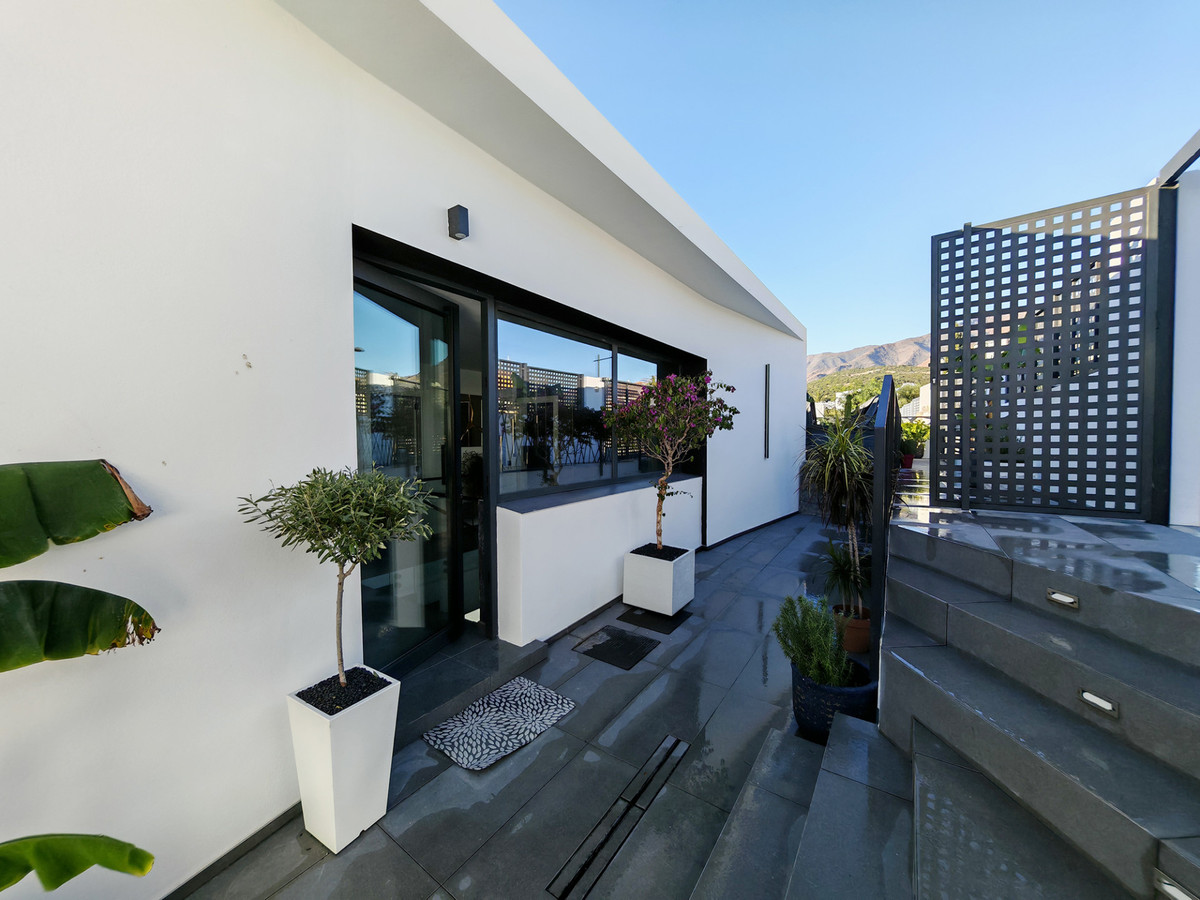Villa te koop in Estepona