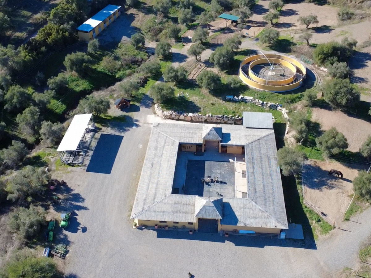 Schitterende finca te koop in Coín