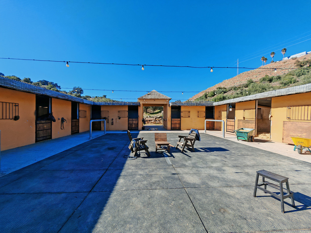 Schitterende finca te koop in Coín
