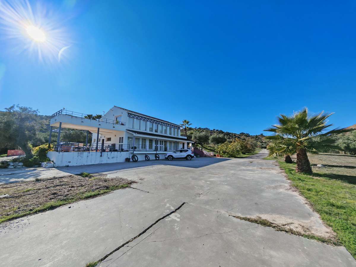 Schitterende finca te koop in Coín
