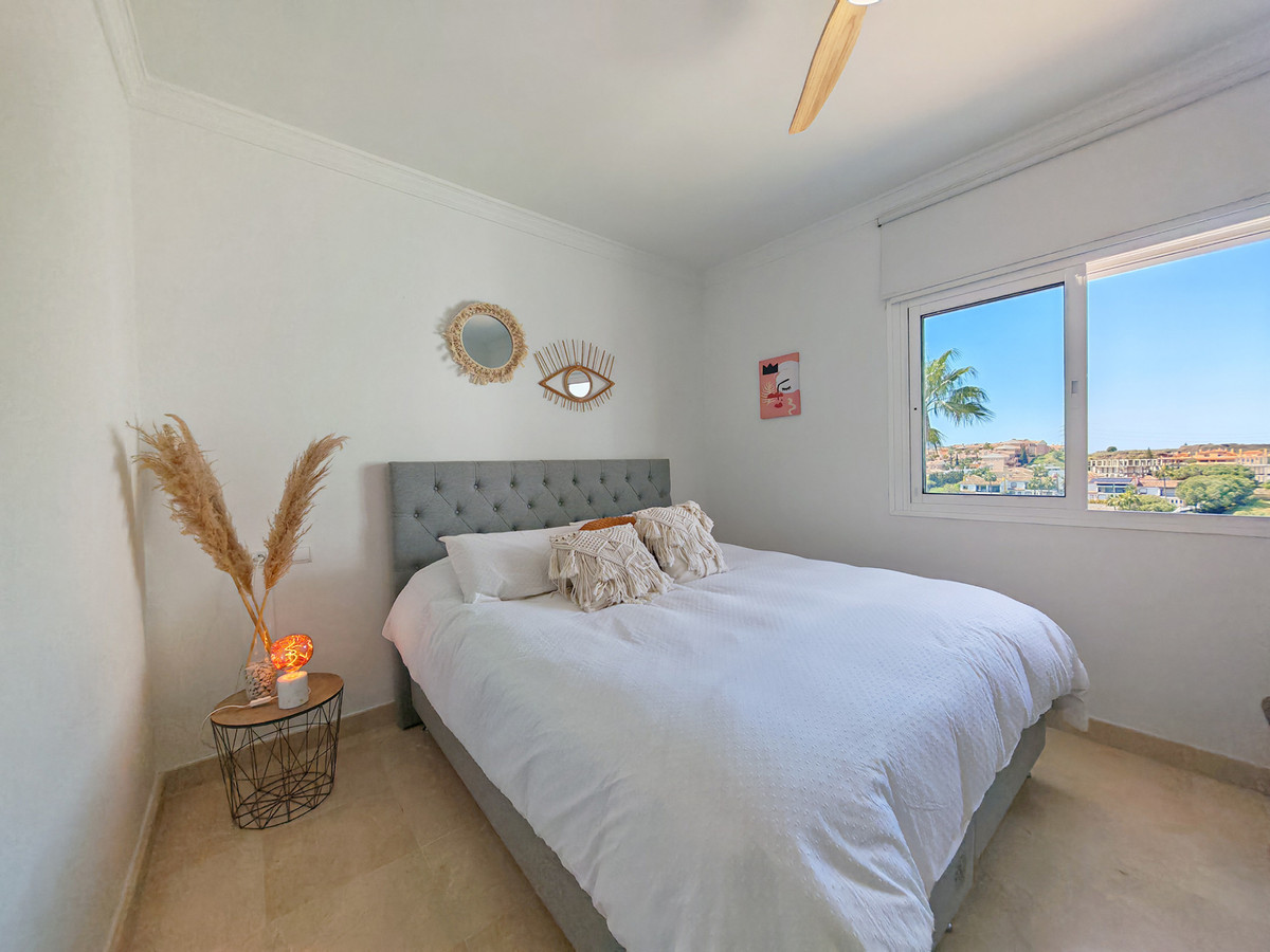 Gerenoveerde villa met panoramisch zeezicht in Mijas Costa
