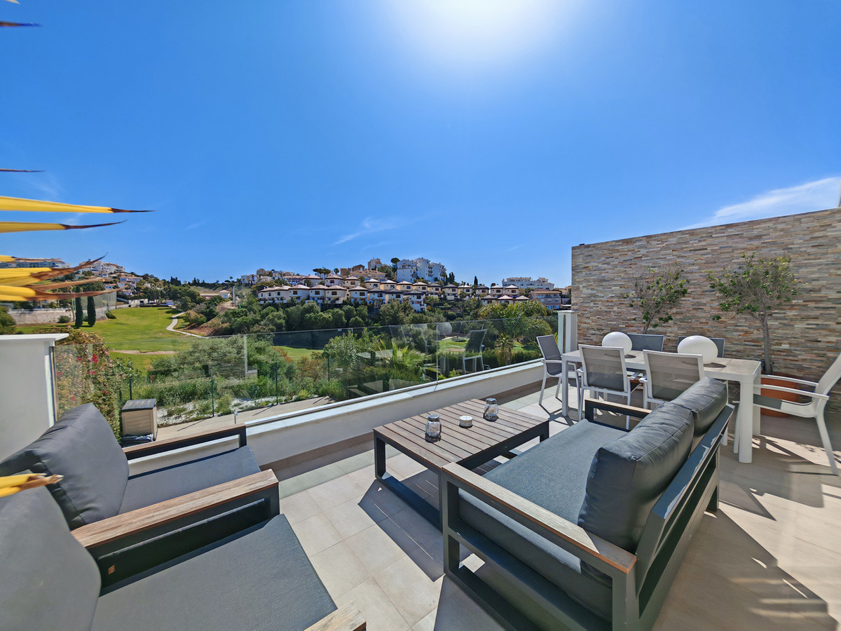 Halfvrijstaande Villa met Panoramisch Uitzicht in Mijas Costa