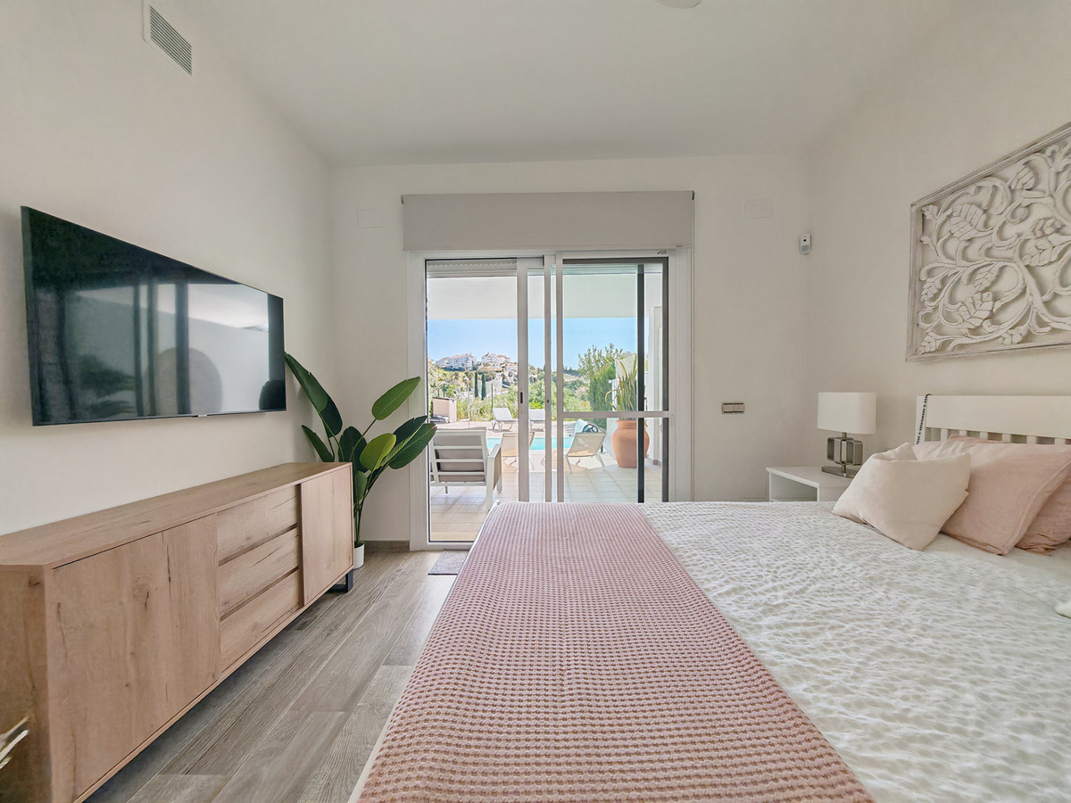 Halfvrijstaande Villa met Panoramisch Uitzicht in Mijas Costa