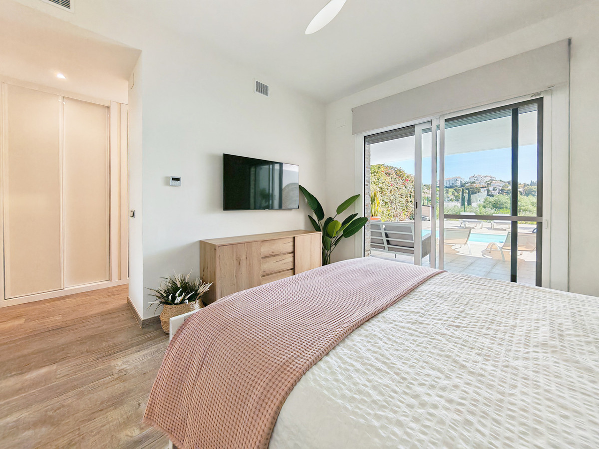 Halfvrijstaande Villa met Panoramisch Uitzicht in Mijas Costa
