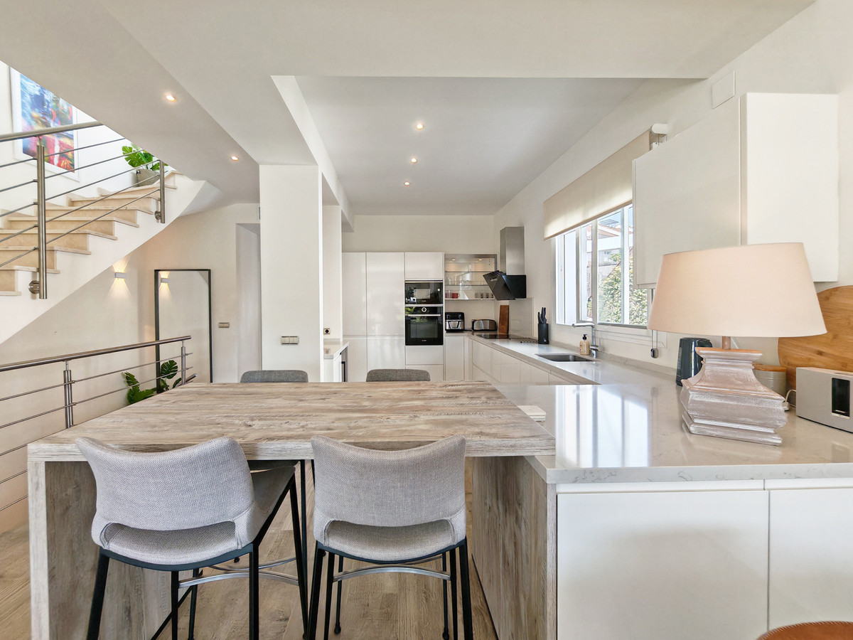 Halfvrijstaande Villa met Panoramisch Uitzicht in Mijas Costa