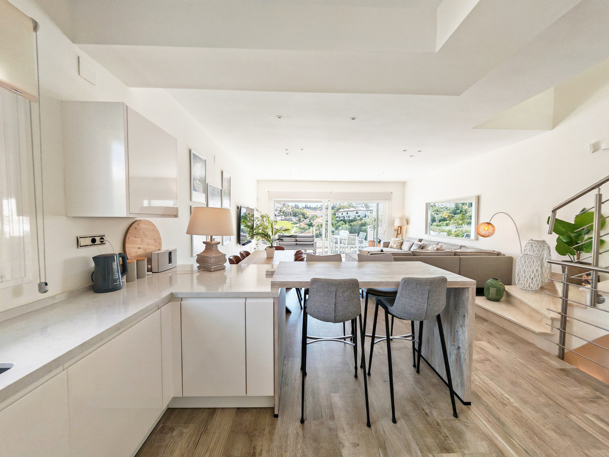 Halfvrijstaande Villa met Panoramisch Uitzicht in Mijas Costa