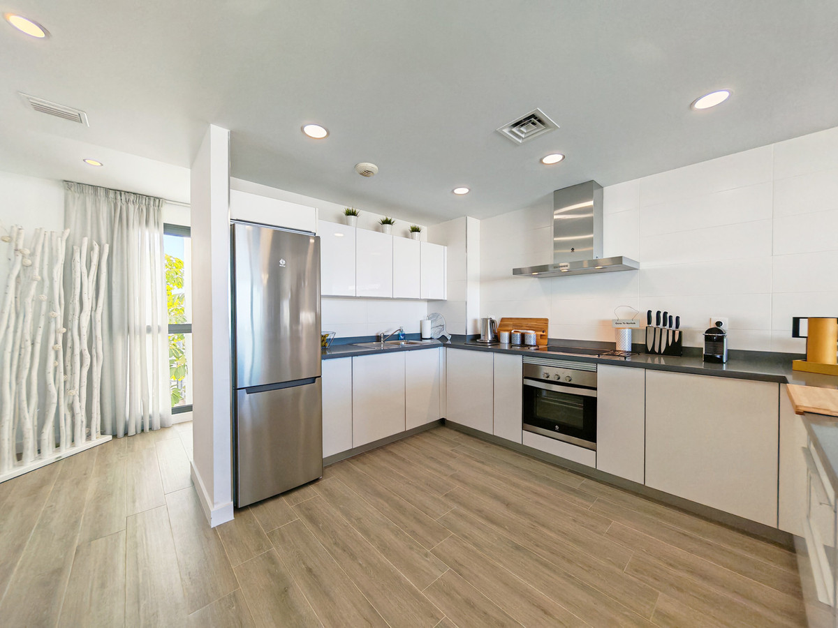 Penthouse met panoramisch uitzicht in Cabopino – Marbella