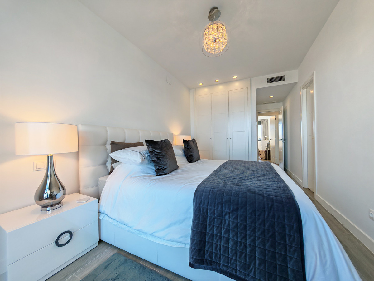 Penthouse met panoramisch uitzicht in Cabopino – Marbella