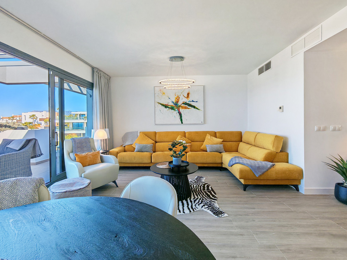 Penthouse met panoramisch uitzicht in Cabopino – Marbella