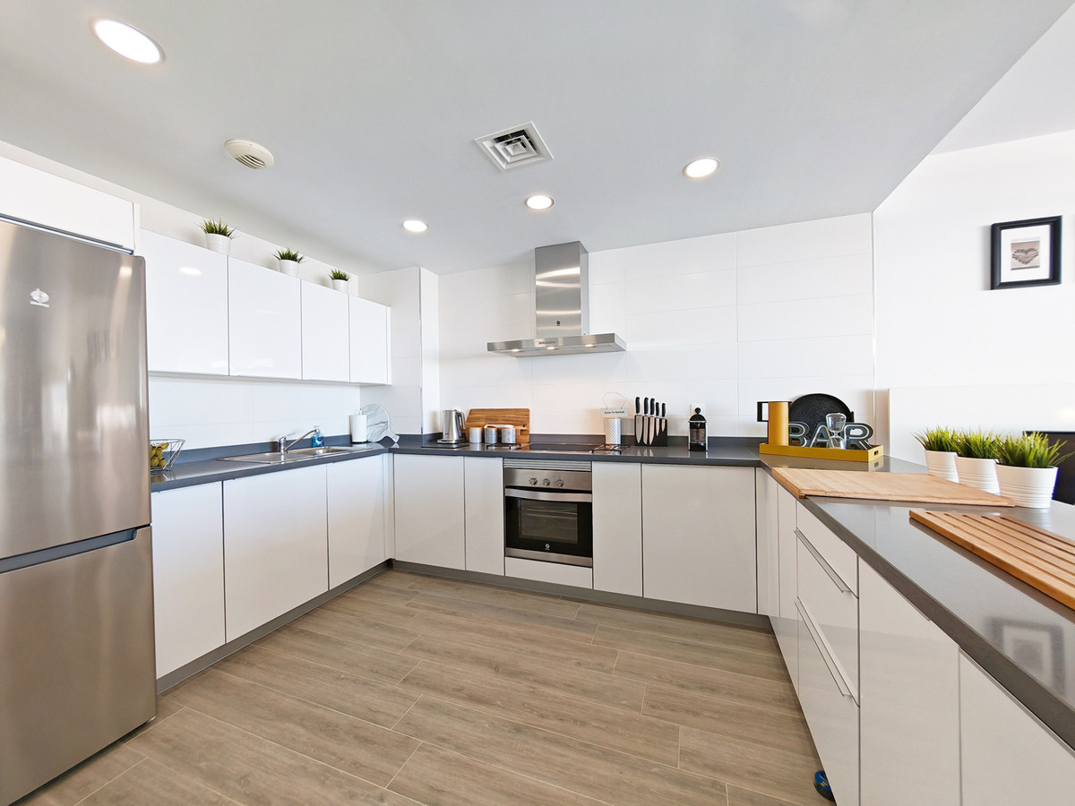 Penthouse met panoramisch uitzicht in Cabopino – Marbella