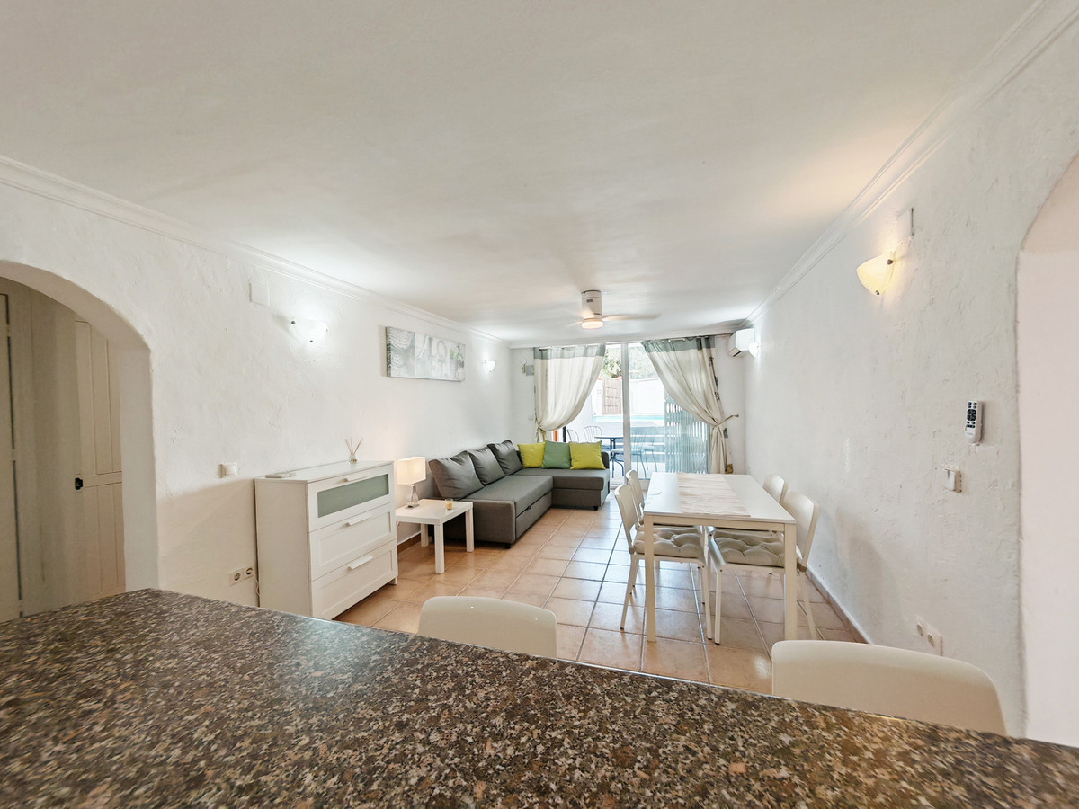 Geschakelde woning met zeezicht en gastenverblijf in Mijas Costa