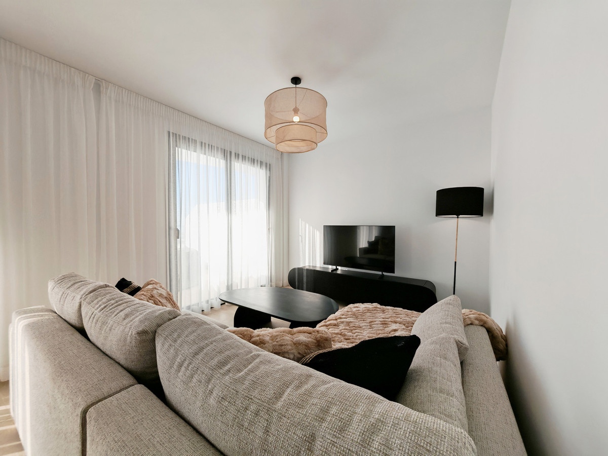 DP-12-R5377963-2 Penthouse met panoramisch zeezicht in Estepona