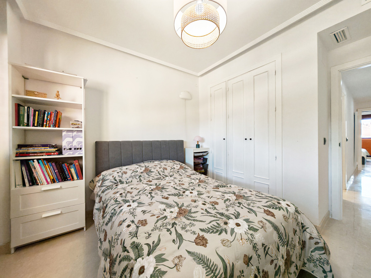 Luxe gelijkvloers appartement in golfresort Marbella