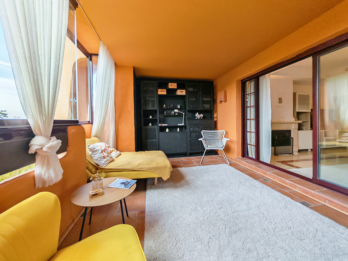 Luxe gelijkvloers appartement in golfresort Marbella