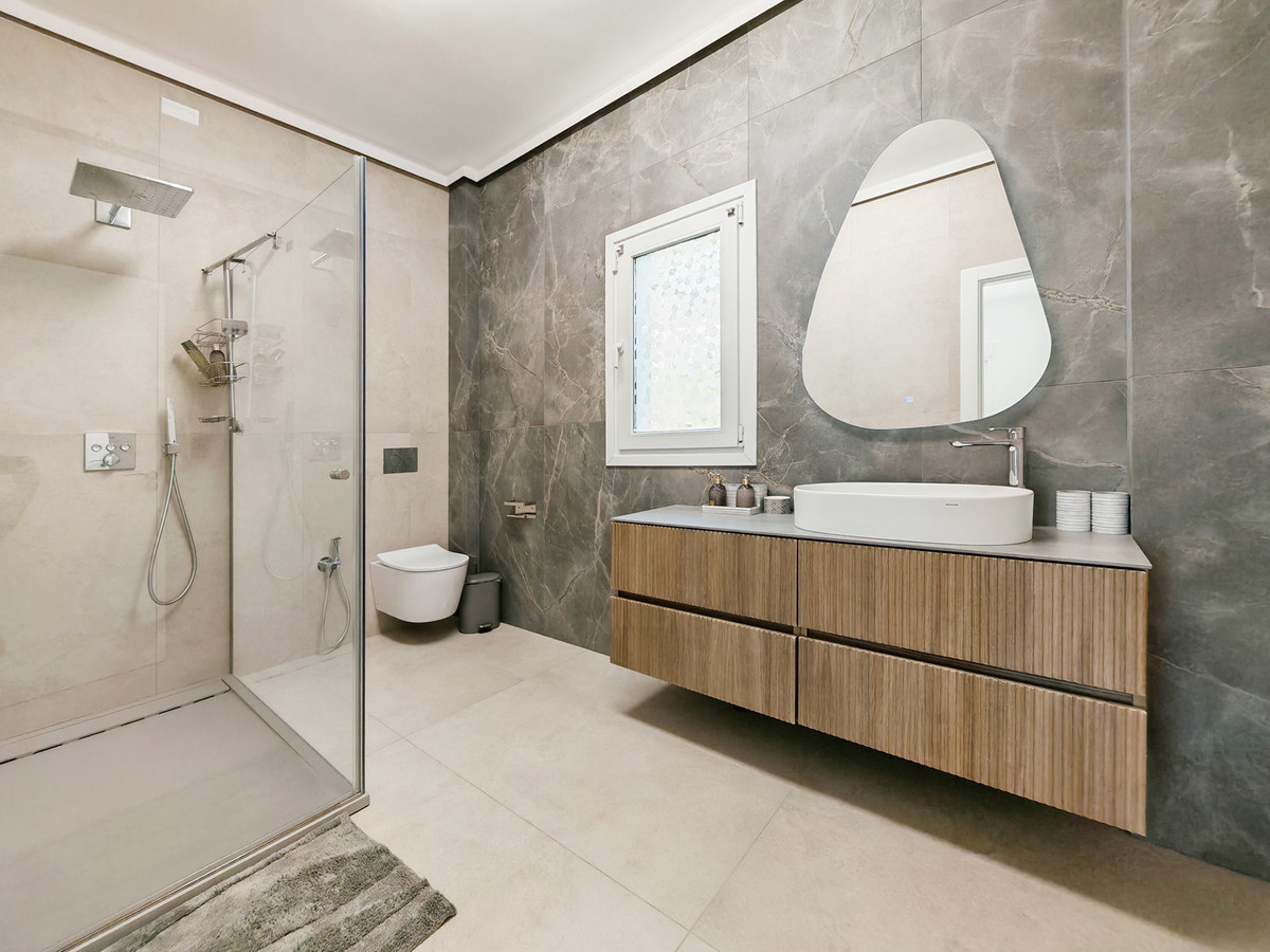 Luxe villa met panoramisch zeezicht in Benalmadena