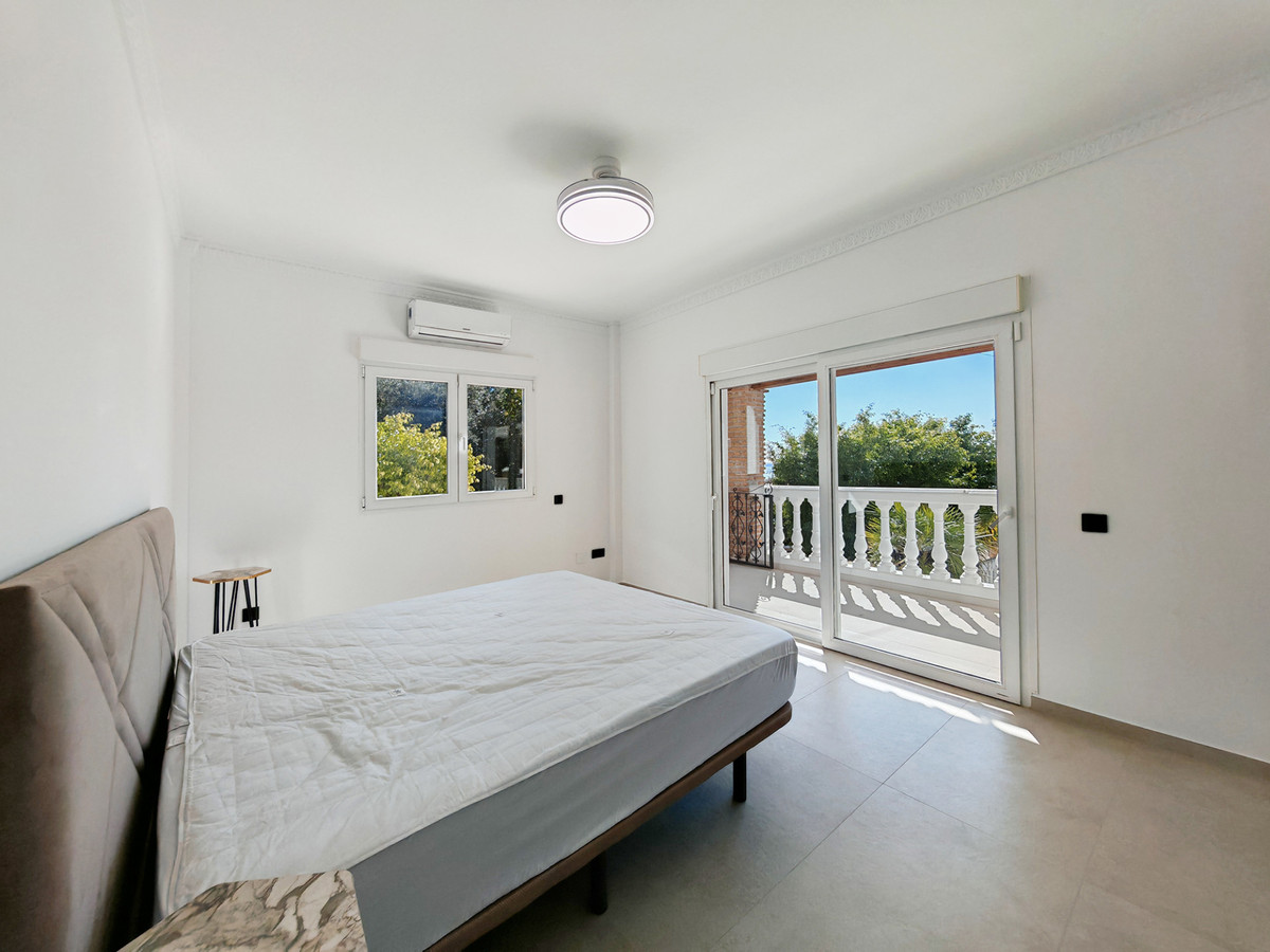Luxe villa met panoramisch zeezicht in Benalmadena