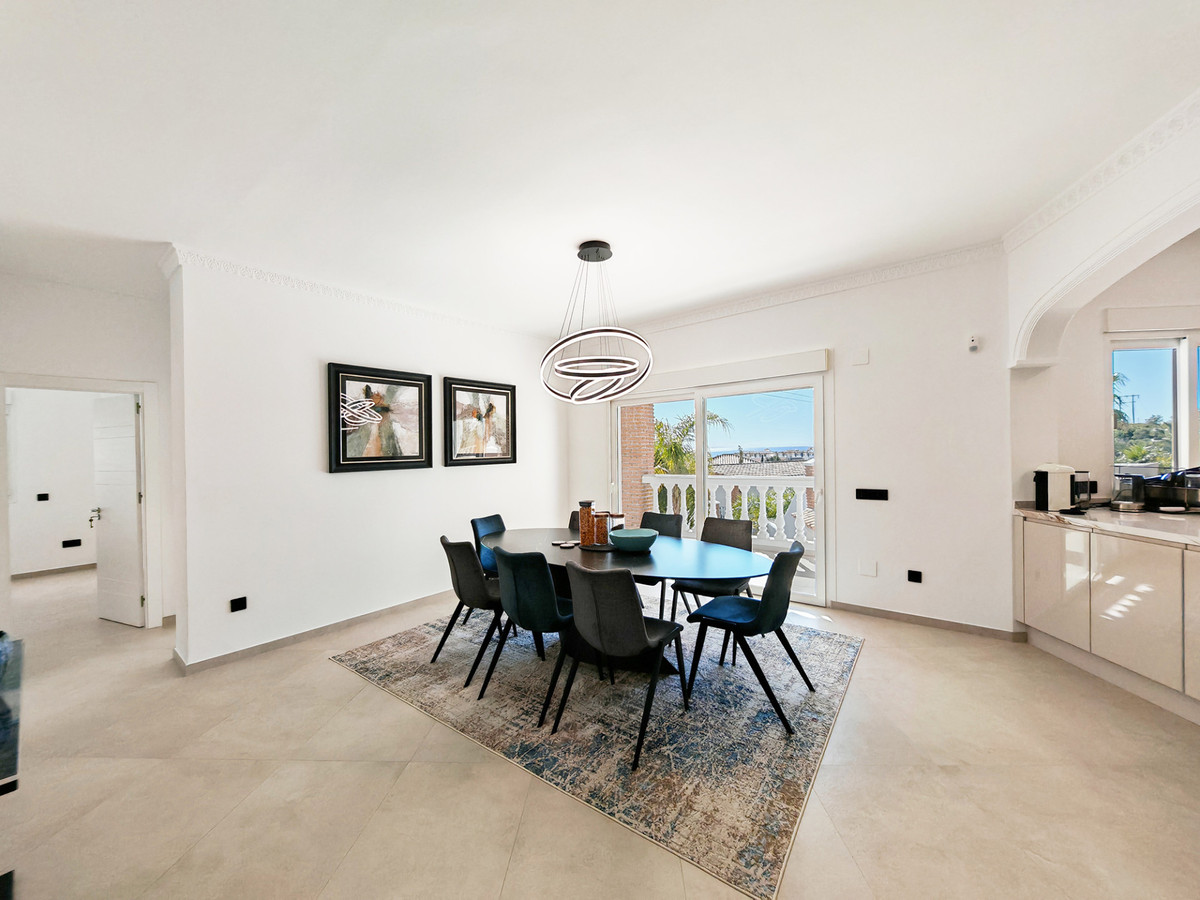 Luxe villa met panoramisch zeezicht in Benalmadena