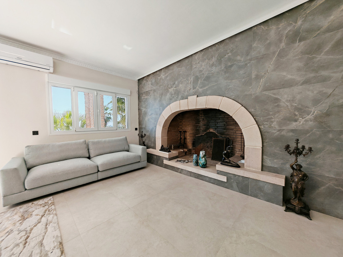 Luxe villa met panoramisch zeezicht in Benalmadena
