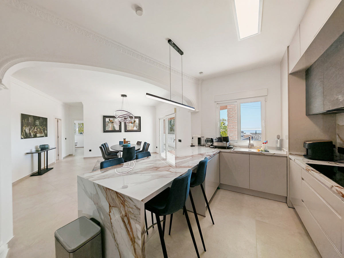 Luxe villa met panoramisch zeezicht in Benalmadena