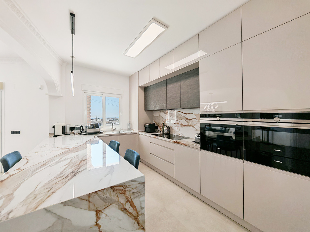Luxe villa met panoramisch zeezicht in Benalmadena