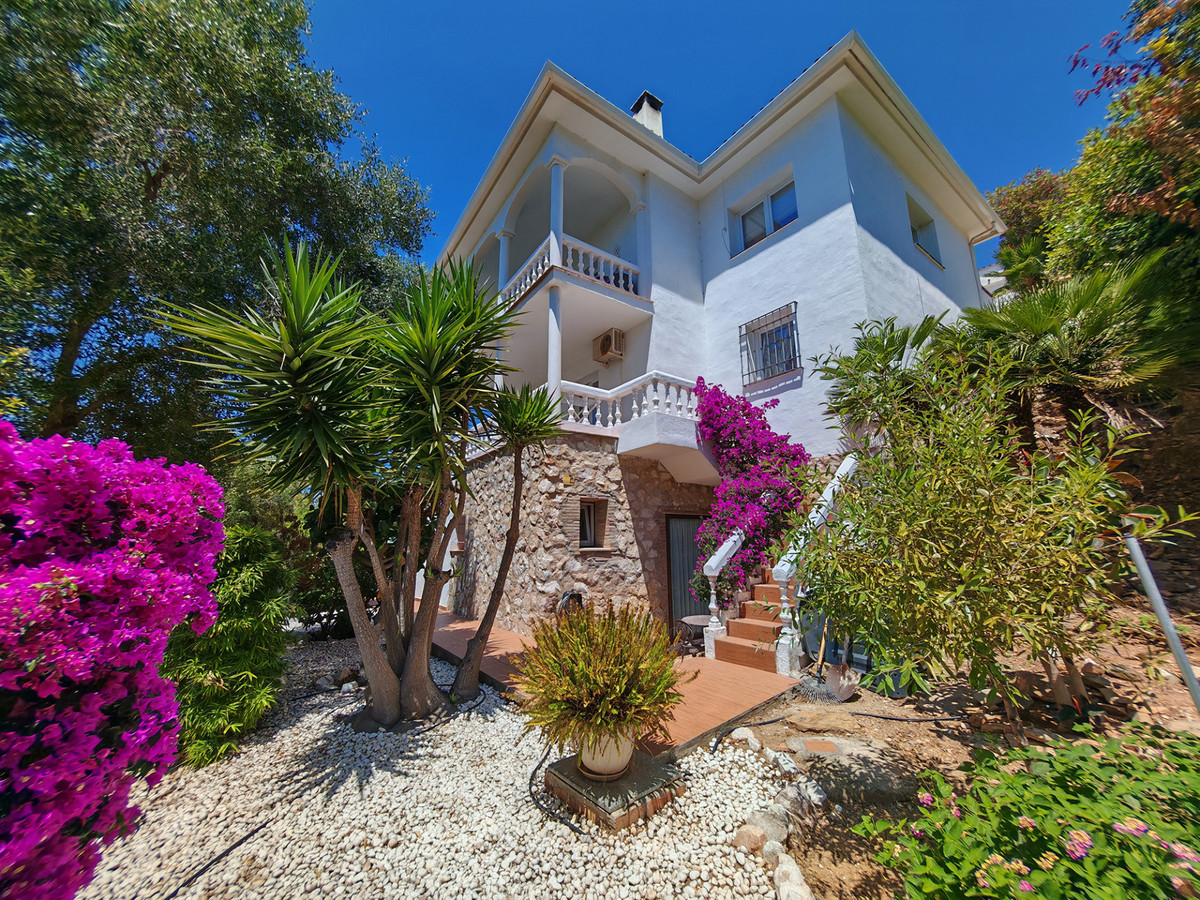 Ruime villa met zeezicht en zwembad in La Cala de Mijas